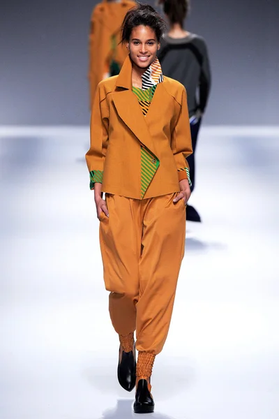 Look 20